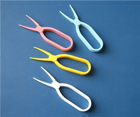 Contact lens tweezers